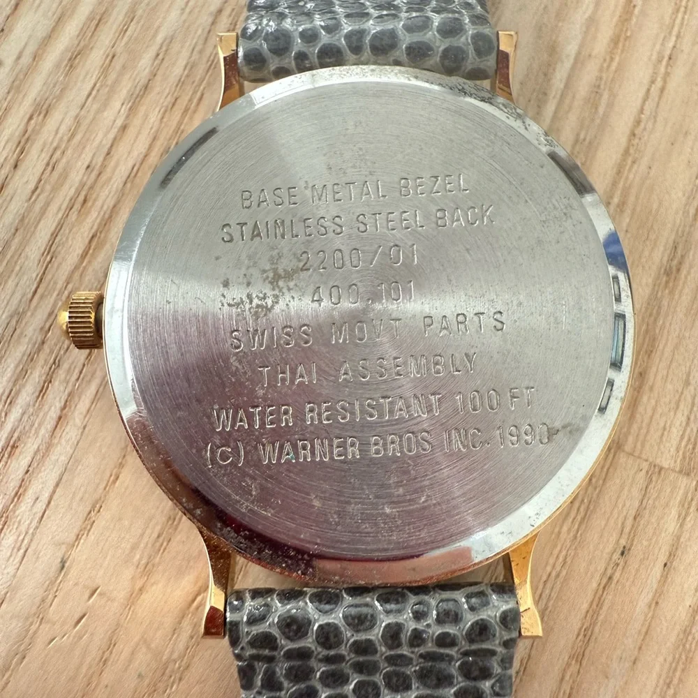Vintage Armitron Warner bros looney tunes bugs bunny watch NEW BATTERY